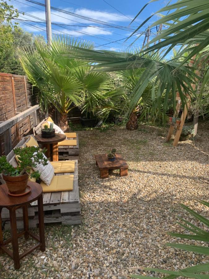 バルセロナNice Little Houseアパートメント エクステリア 写真