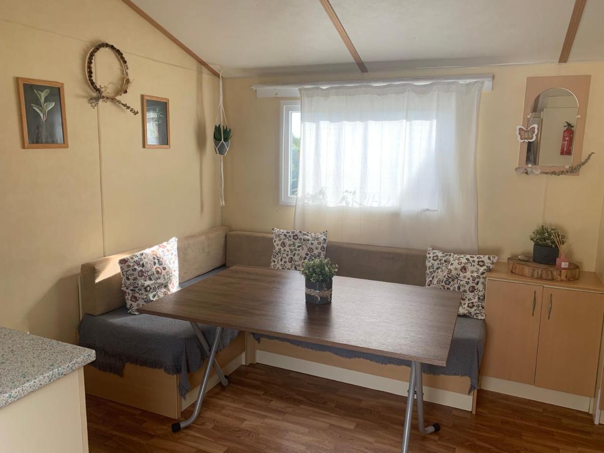 バルセロナNice Little Houseアパートメント エクステリア 写真