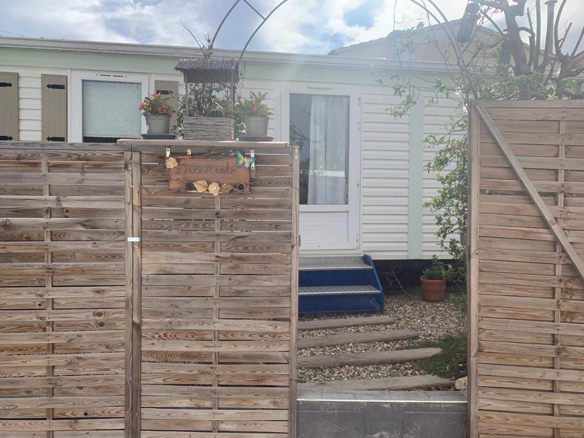 バルセロナNice Little Houseアパートメント エクステリア 写真